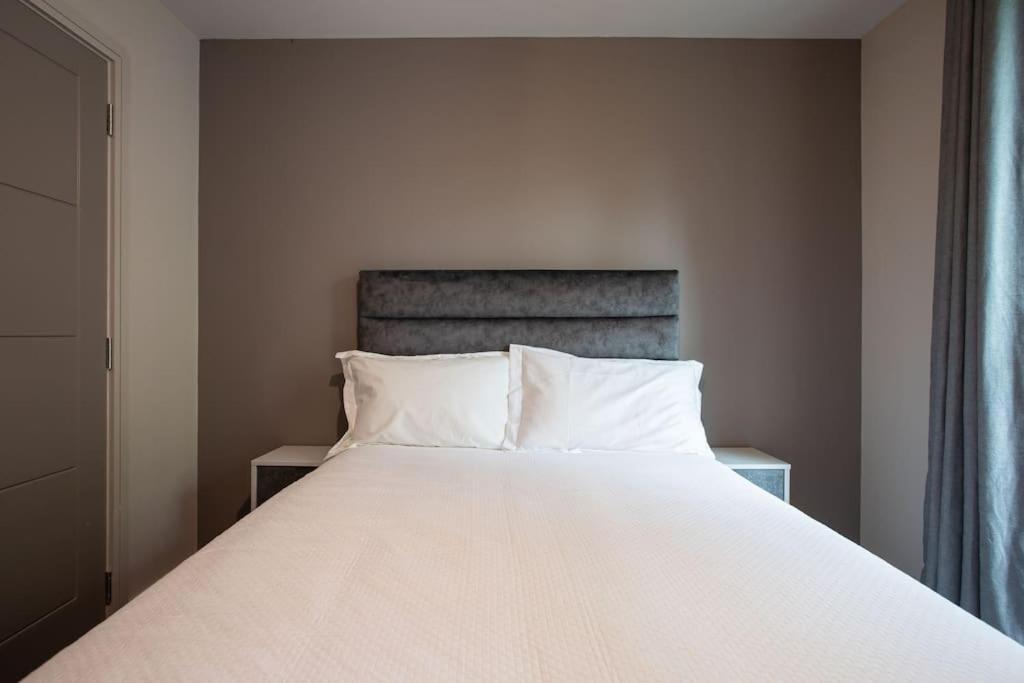 Stunning 2Br Next To The City Airport Bhd - Free Parking Белфаст Экстерьер фото